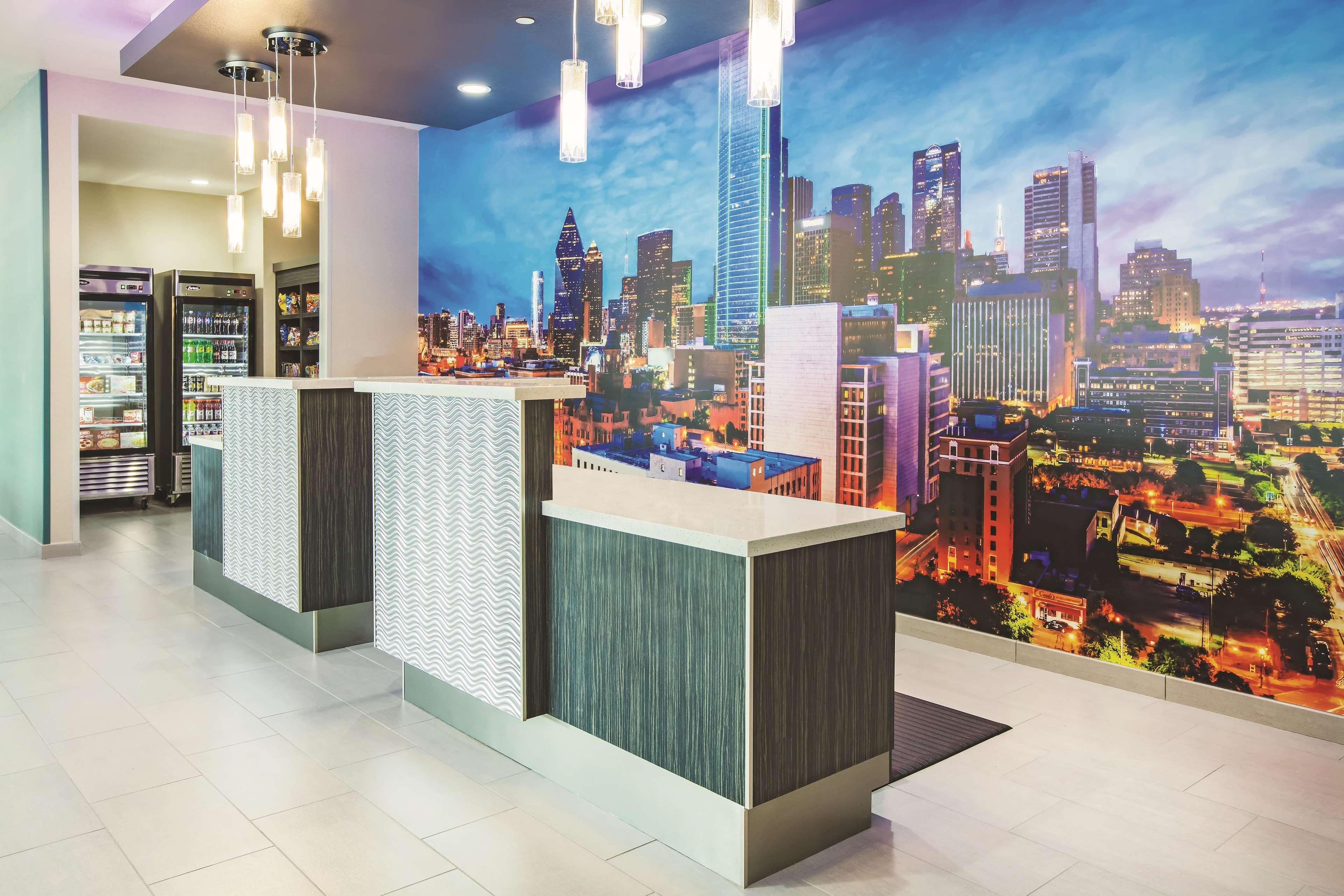 La Quinta By Wyndham Dallas Plano - The Colony Bagian luar foto