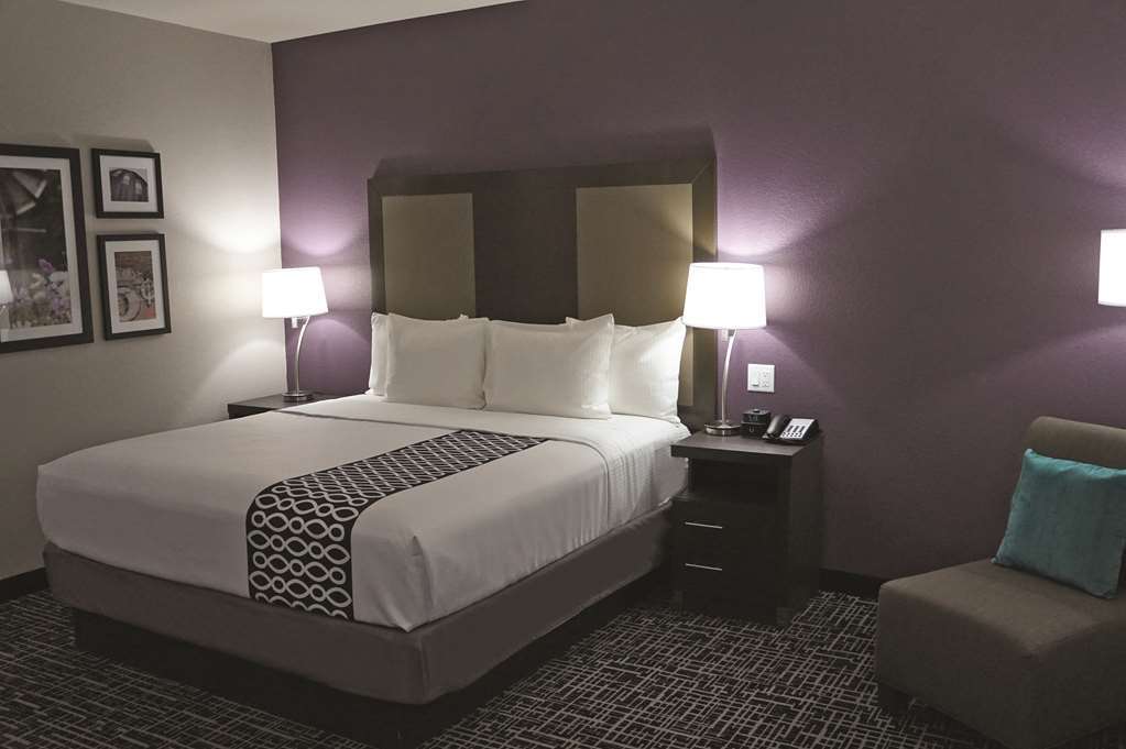 La Quinta By Wyndham Dallas Plano - The Colony Ruang foto